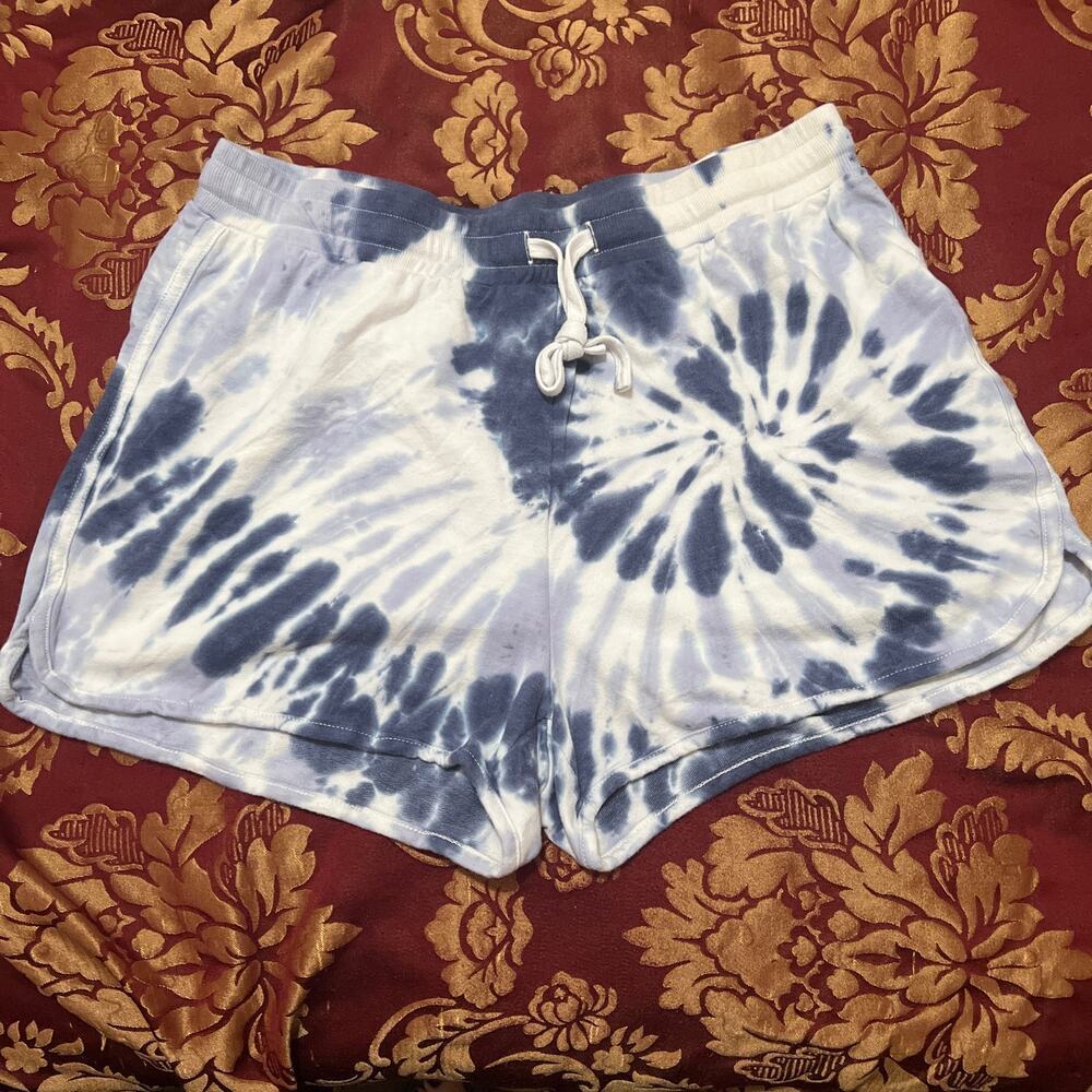June and Delancey Drawstring Waist Tie Dye Shorts Size L - Picture 2 of 5